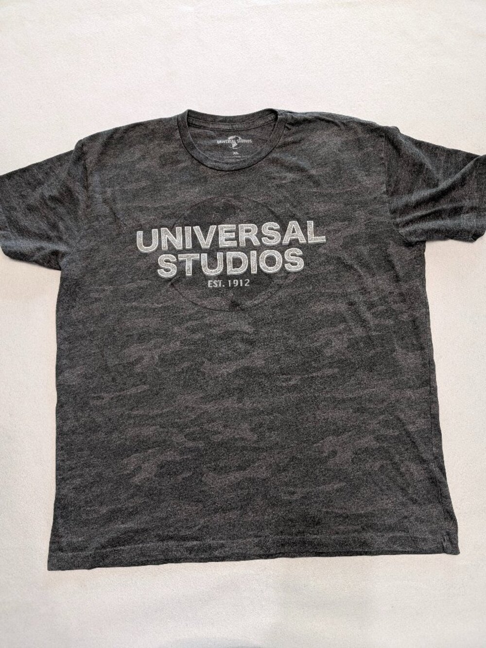 Universal Studios Est 1912 Men's XL Charcoal Gray Graphic T-Shirt